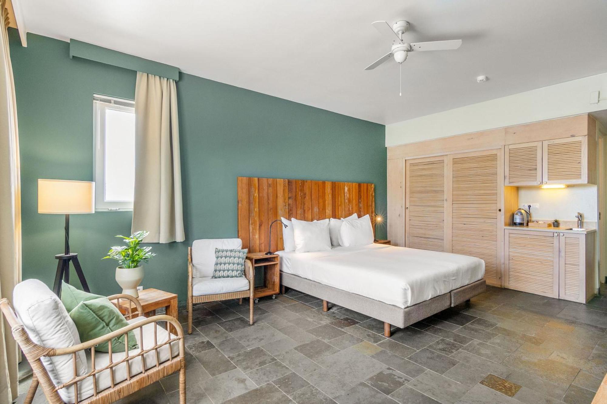 Bayside Boutique Hotel - Blue Bay Golf & Beach Resort Dorp Dorp Sint Michiel エクステリア 写真