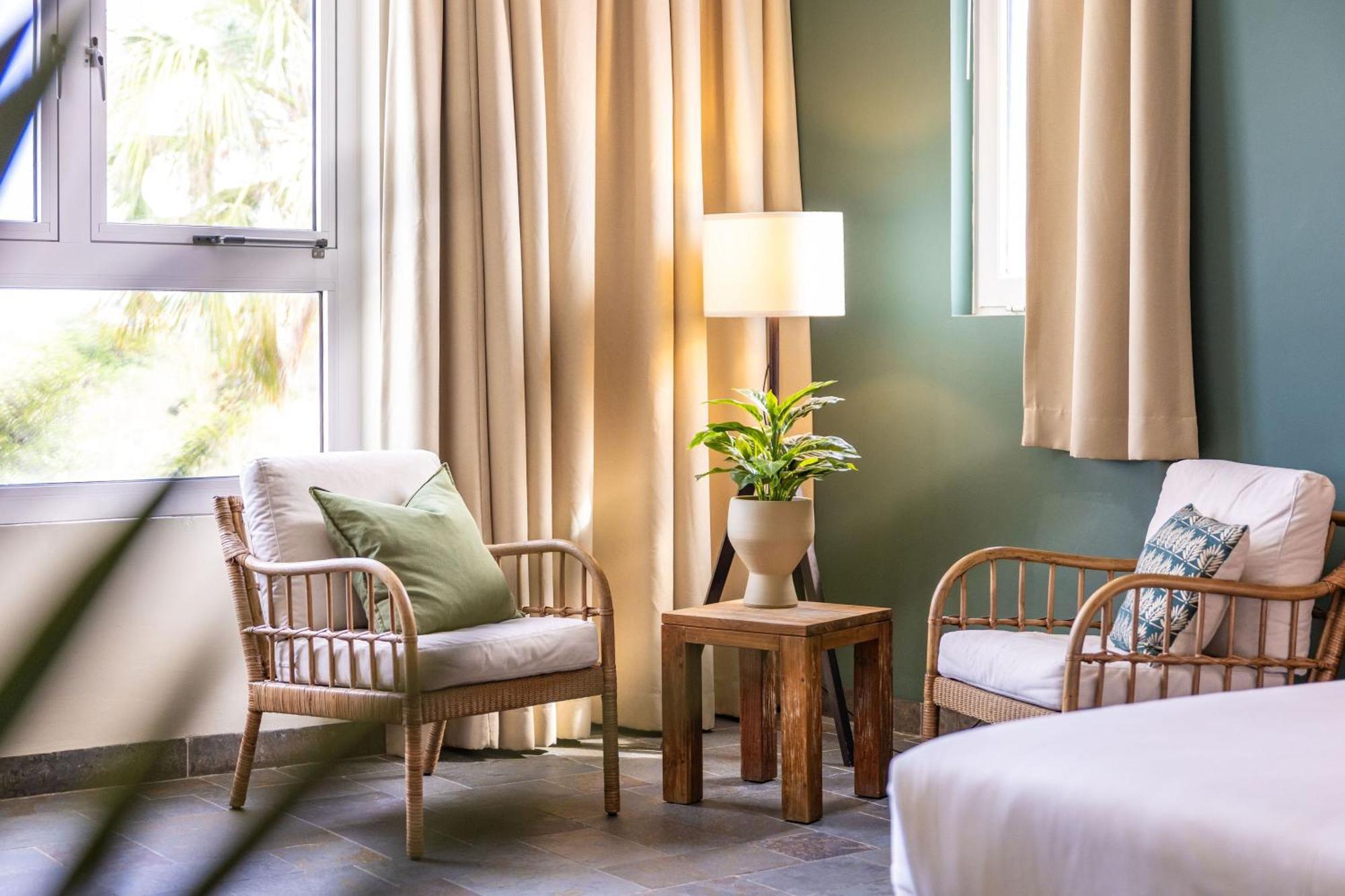 Bayside Boutique Hotel - Blue Bay Golf & Beach Resort Dorp Dorp Sint Michiel エクステリア 写真