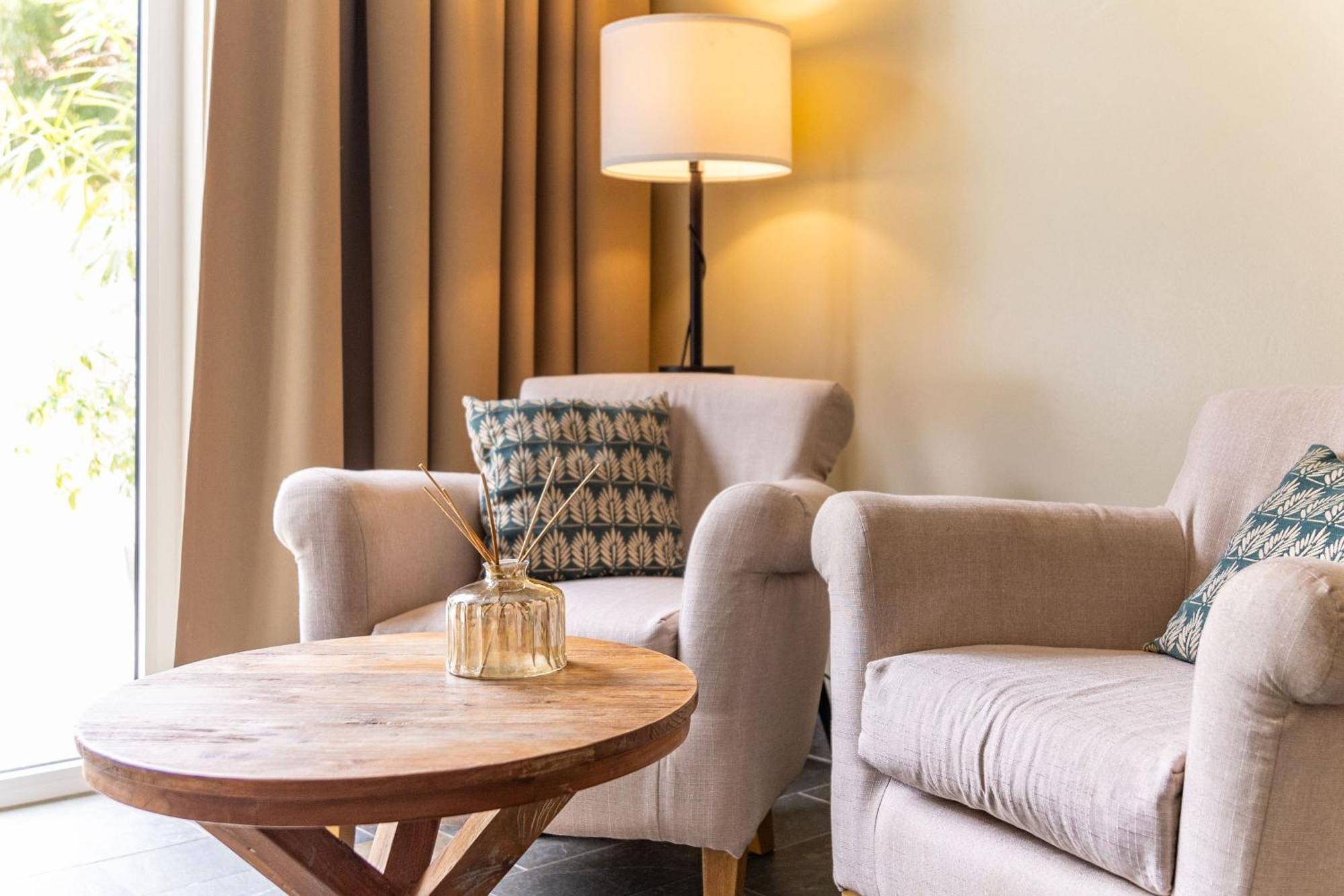 Bayside Boutique Hotel - Blue Bay Golf & Beach Resort Dorp Dorp Sint Michiel エクステリア 写真
